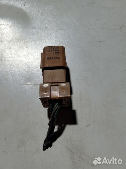 Реле птф Nissan Avenir Salut (Ниссан Авенир Салют)