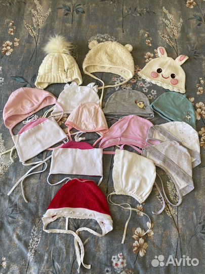 Шапки, чепчики для малыша