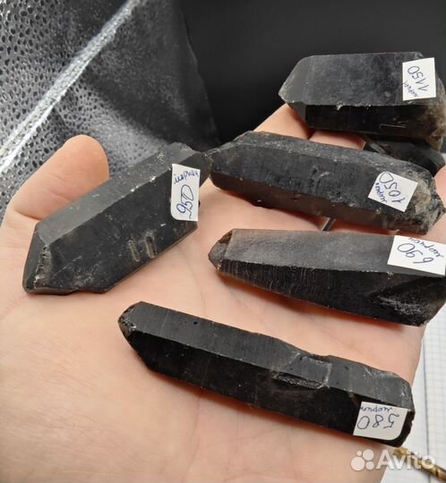 Морион кристалл чёрный кварц