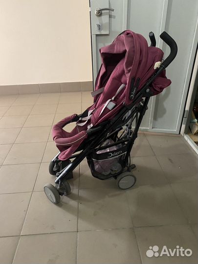 Прогулочная коляска-трость