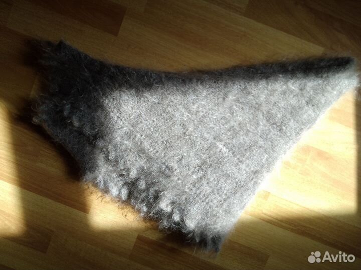 Пуховый платок большой