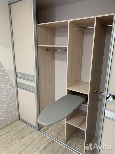 Современный шкаф купе