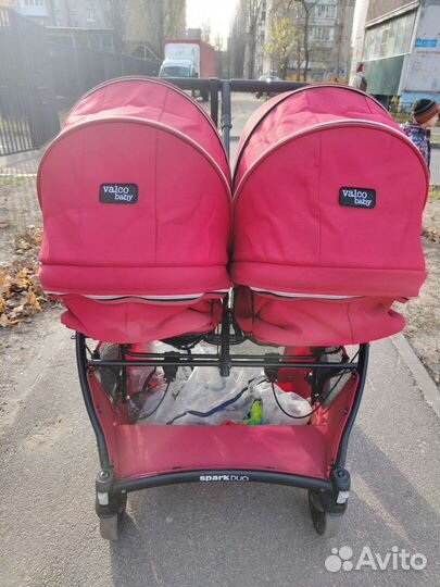 Коляска для двойни