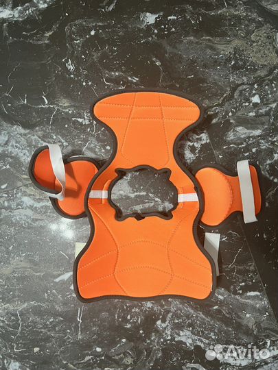 Нагрудник хоккейный детский