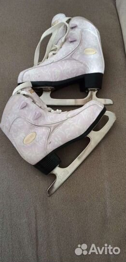 Коньки фигурные Roces p.37 (23,5см)