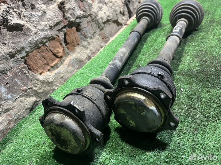 Привод передний левый правый Audi 100 C4 МКПП