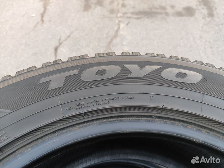 Toyo Observe GSi-5 225/65 R17 102Q