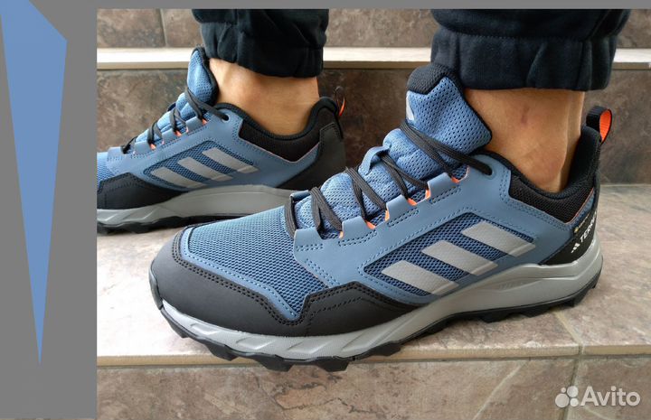 Кроссовки оригинал adidas gore TEX hiking