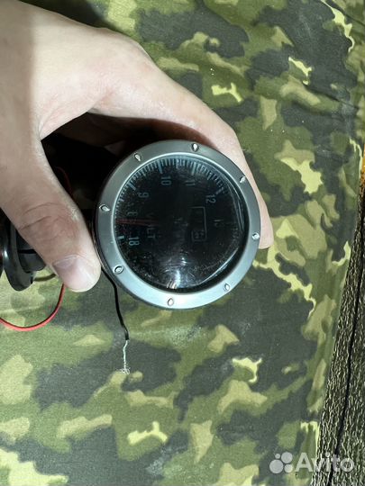 Прибор auto gauge вольтметр