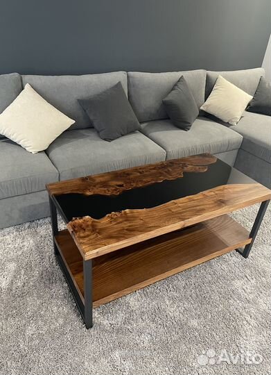 Стол из Эпоксидной смолы и дерева от изготовителя