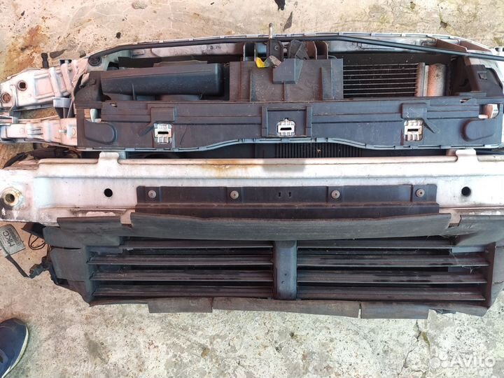 Усилитель переднего бампера Ford Mondeo 4 Форд