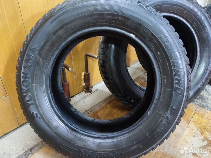 Yokohama Ice Guard IG35 225/65 R17