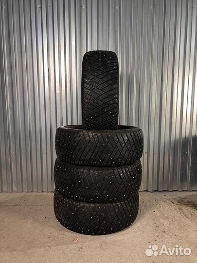 Goodyear Ultragrip Ice Arctic 225/55 R17 101T
