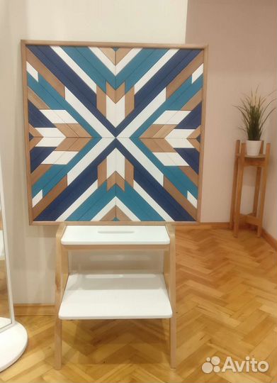 Деревянное панно