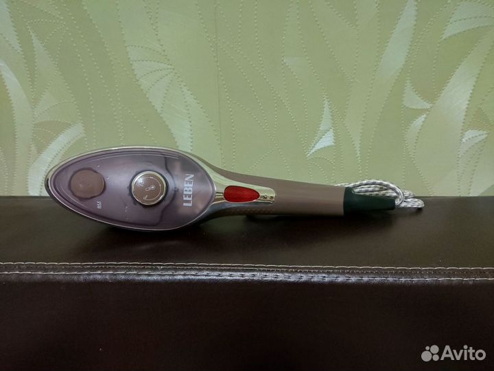 Отпариватель-утюг leben