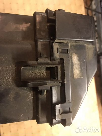 Блок предохранителей Кайрон (основной)