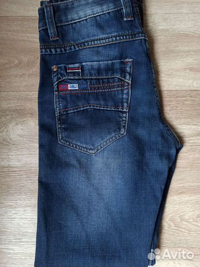 Джинсы