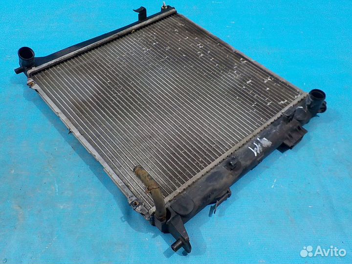 Радиатор охлаждения двигателя KIA Ceed (ED) 2007-2