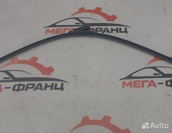 Щетка стеклоочистителя передняя Citroen C4 хэтчбек