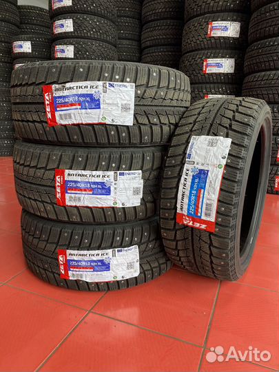 Zeta Antarctica Ice 225/40 R18 92H