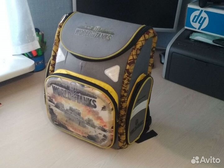 Рюкзак школьный