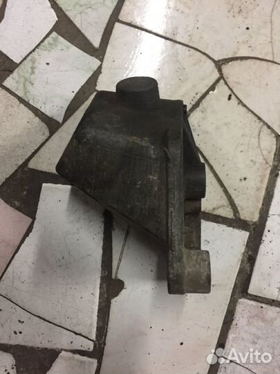 Опора двигателя Ford Transit 6 2.3 бензин