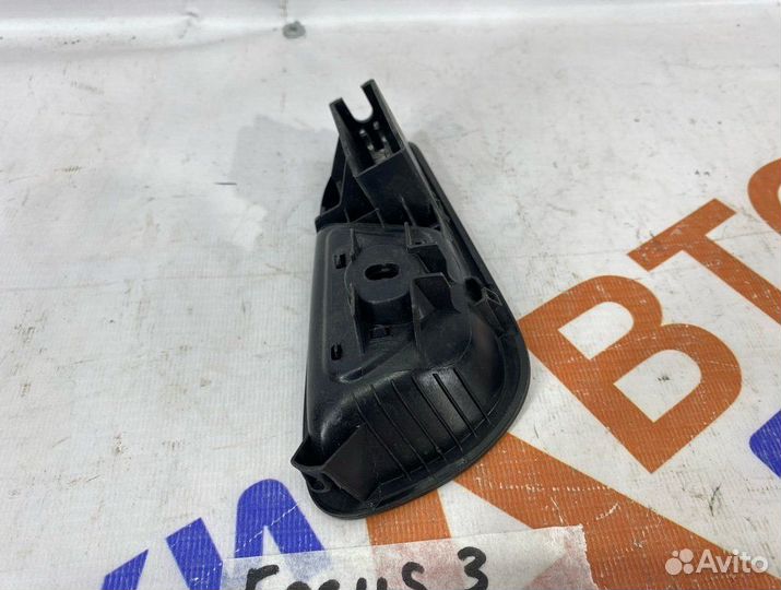 Ручка двери внутренняя левая Ford Focus 3