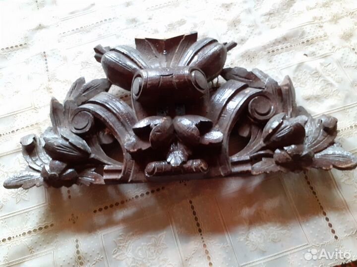 Старинный подзеркальник с зеркалом