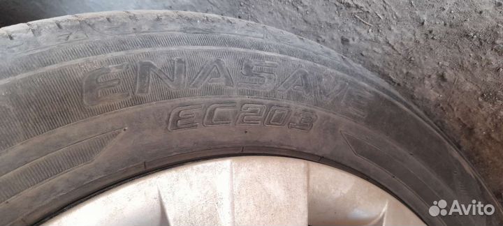 Dunlop Enasave EC203 175/65 R15 84H