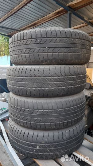 Goodyear Wrangler HP 235/65 R17