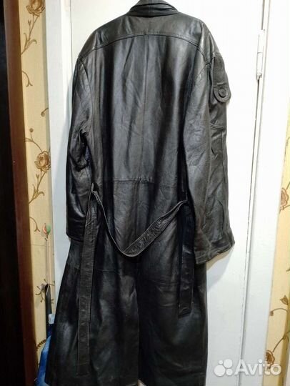 Кожаный плащ