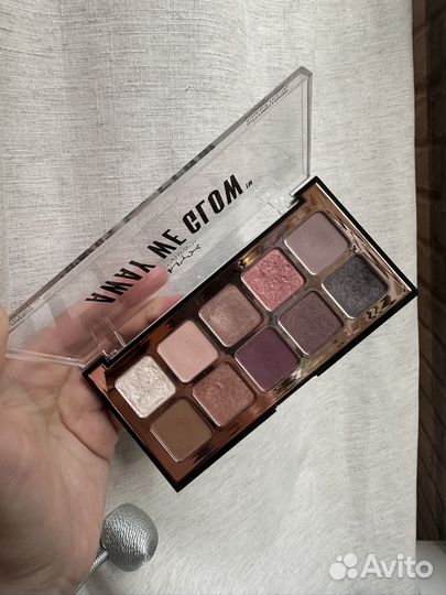 Тени для век NYX away we glow