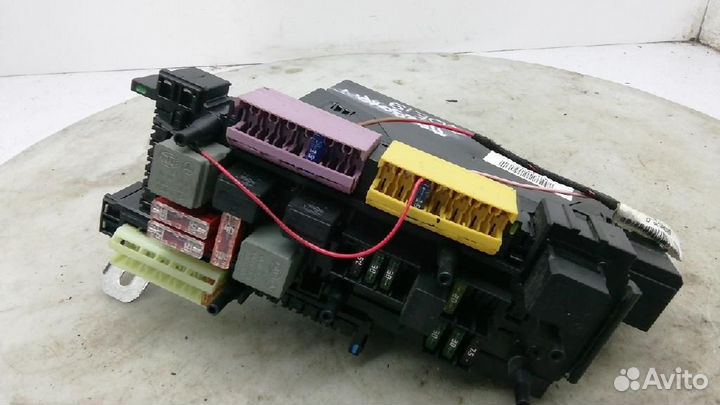 Блок предохранителей Mercedes-Benz C-Class