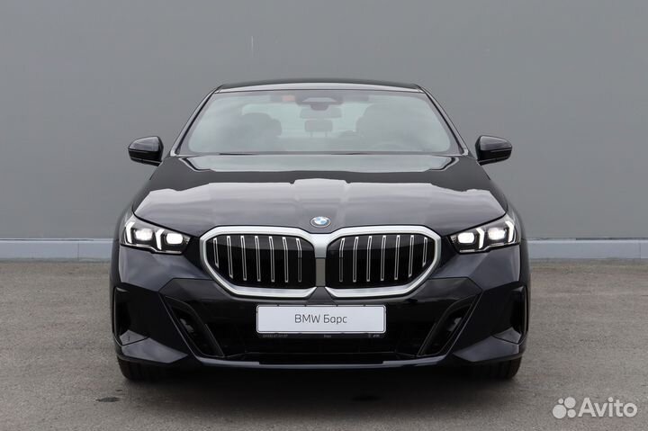 BMW 5 серия 2.0 AT, 2023, 30 км