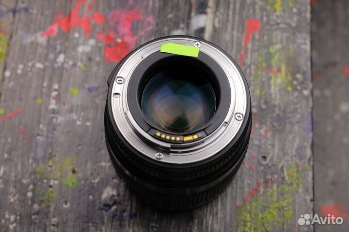 Canon EF 35mm f/1.4L USM