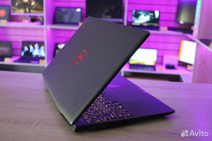 Игровой ноутбук RGB