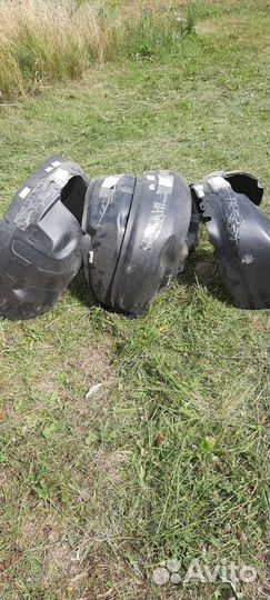 Подкрылки на lifan x60 2012г новые