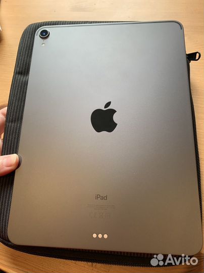 iPad pro 11 2018 64gb