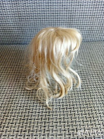 Синтетический женский парик блонд 35см с челкой