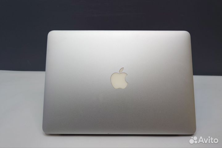 Ноутбук MacBook Air 13