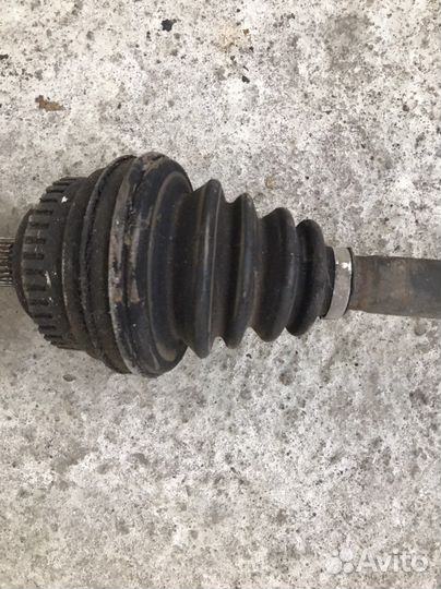 Привод передний правый Geely MK (2861)