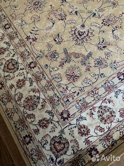 Новый ковер из шелка 160/230