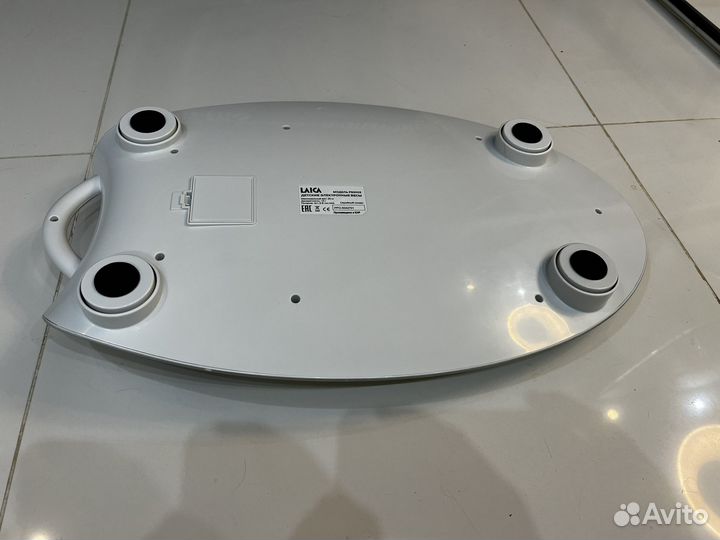 Весы для новорожденных laica