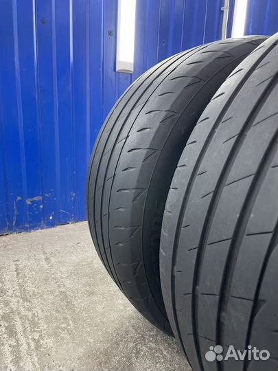 Bridgestone Potenza RE001 Adrenalin 225/50 R17