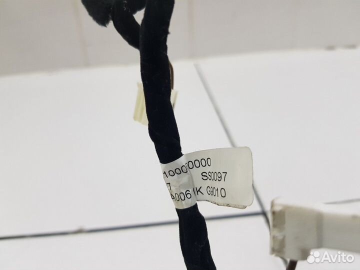 Электропроводка руля (Genesis G70)