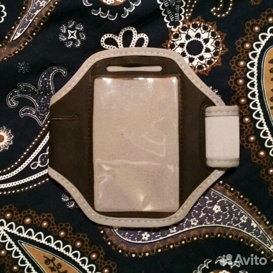 Карман для смартфона на руку