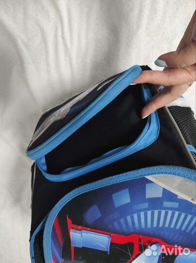 Портфель рюкзак школьный, ранец
