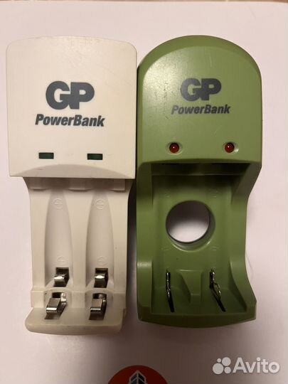 Зарядное устройство GP AA/AAA