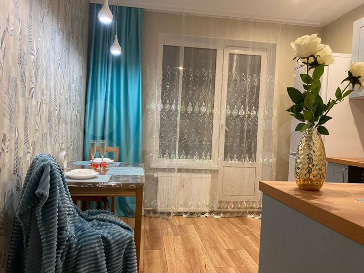 1-к. квартира, 42 м², 8/9 эт.