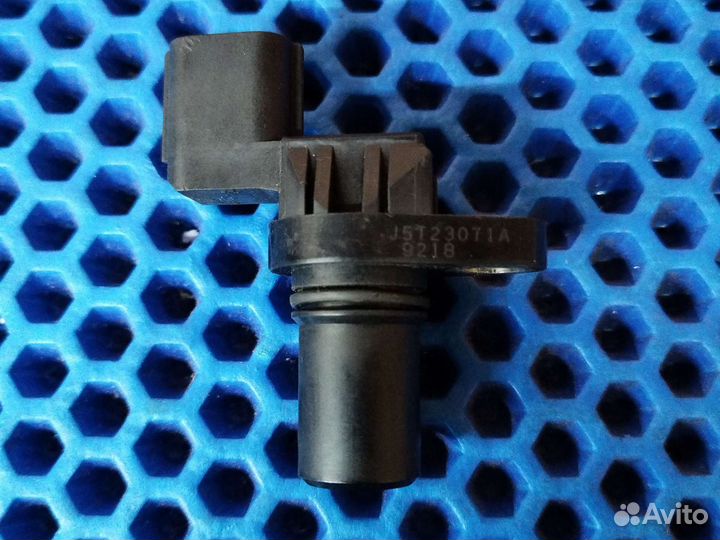 Датчик распредвала Mitsubishi